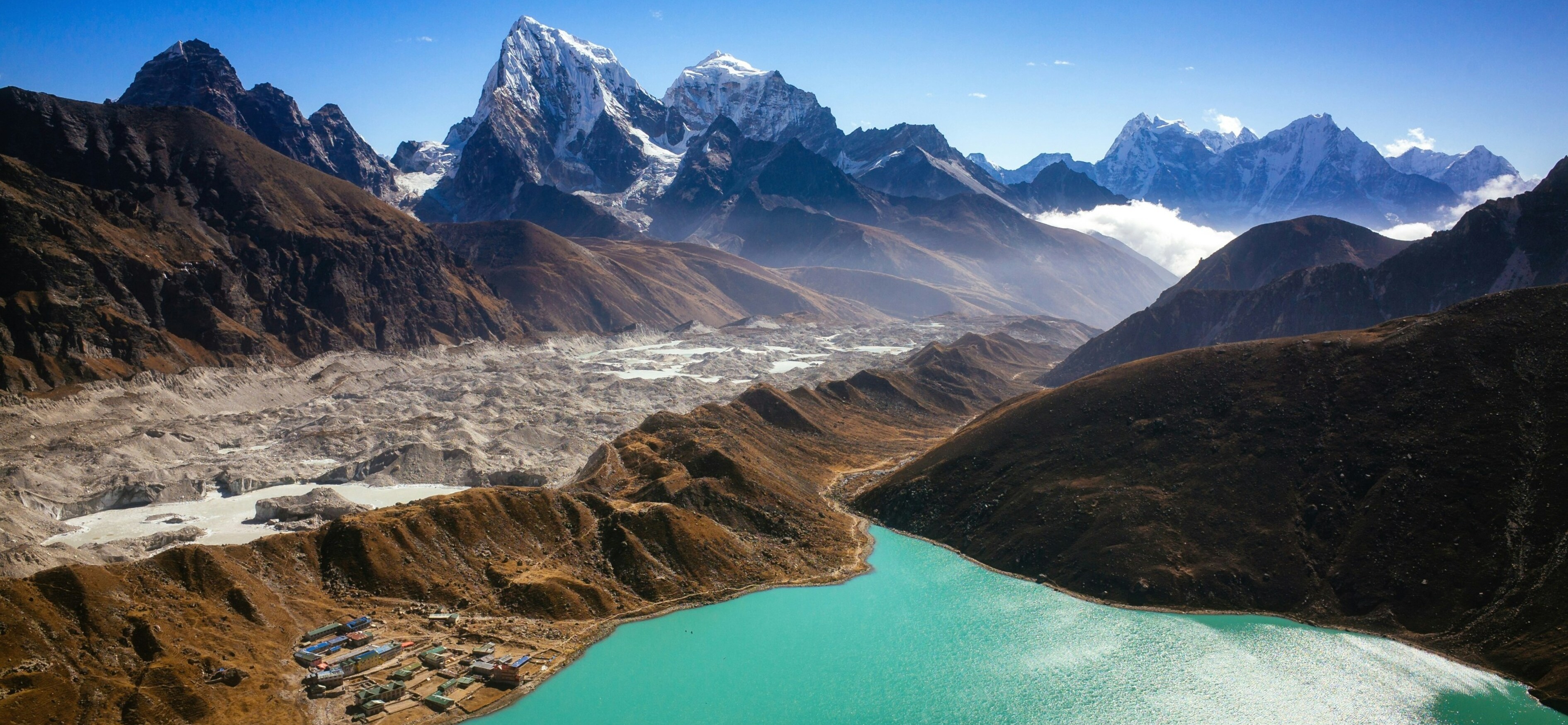 Explore Nepal hero 2